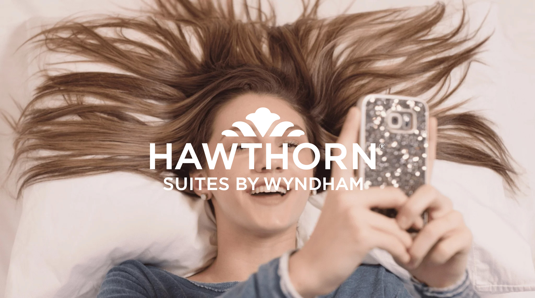 HawthornSuiteswLogo