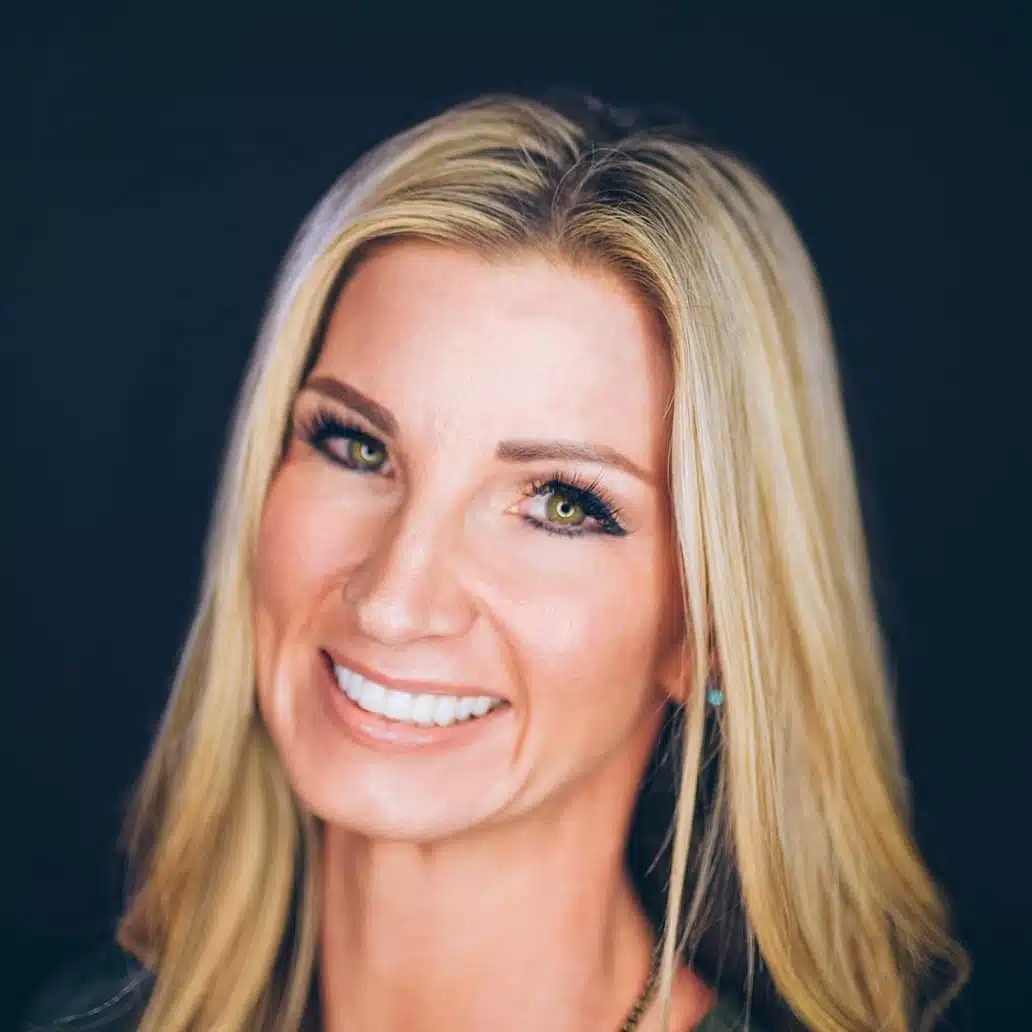 About 8 Staff Beth Bryant headshot
