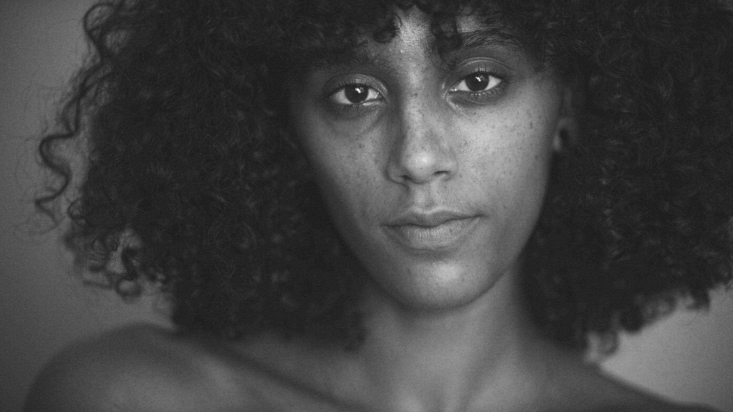 We knew South Florida Model, Jasmine, would be a great fit for this role. Just look at those eyes! Black and white
