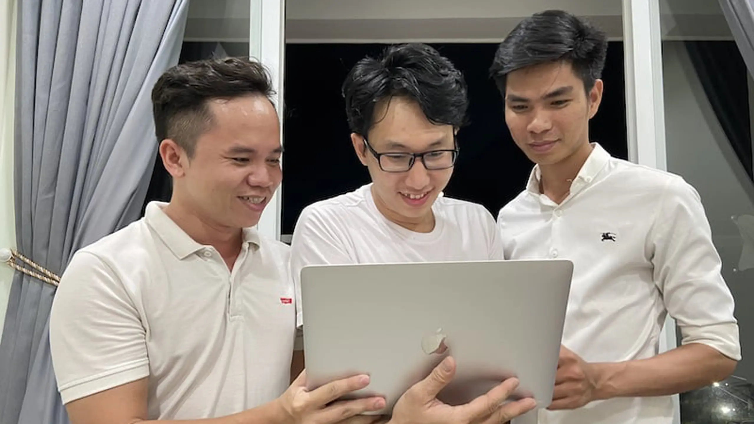 cis-post-why-invest-in-video-marketing6 David Tran & Team