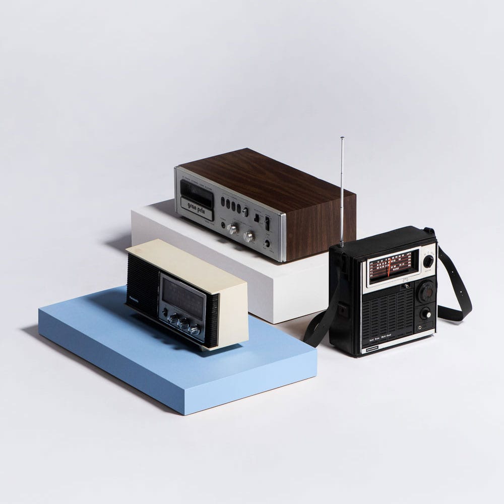 IU C&I Studios Portfolio KES Three vintage radios on display