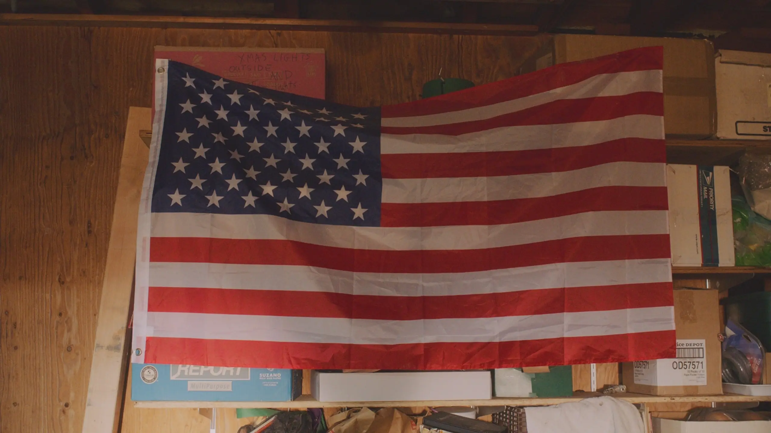 Bart McCarthy - Q Guy 6 US flag on display