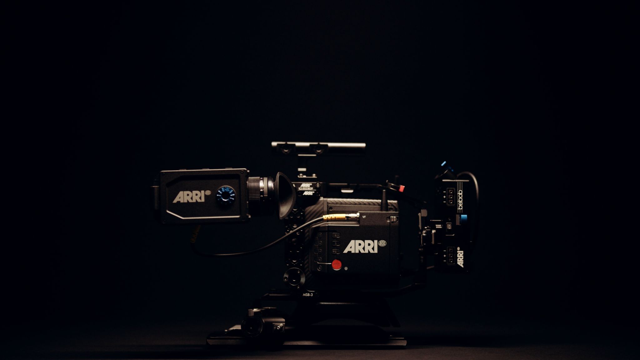 IU CI Studios Page How to choose the best Large Format Camera equipment on display Side profile of Arri Alexa Mini Camera equipment on display