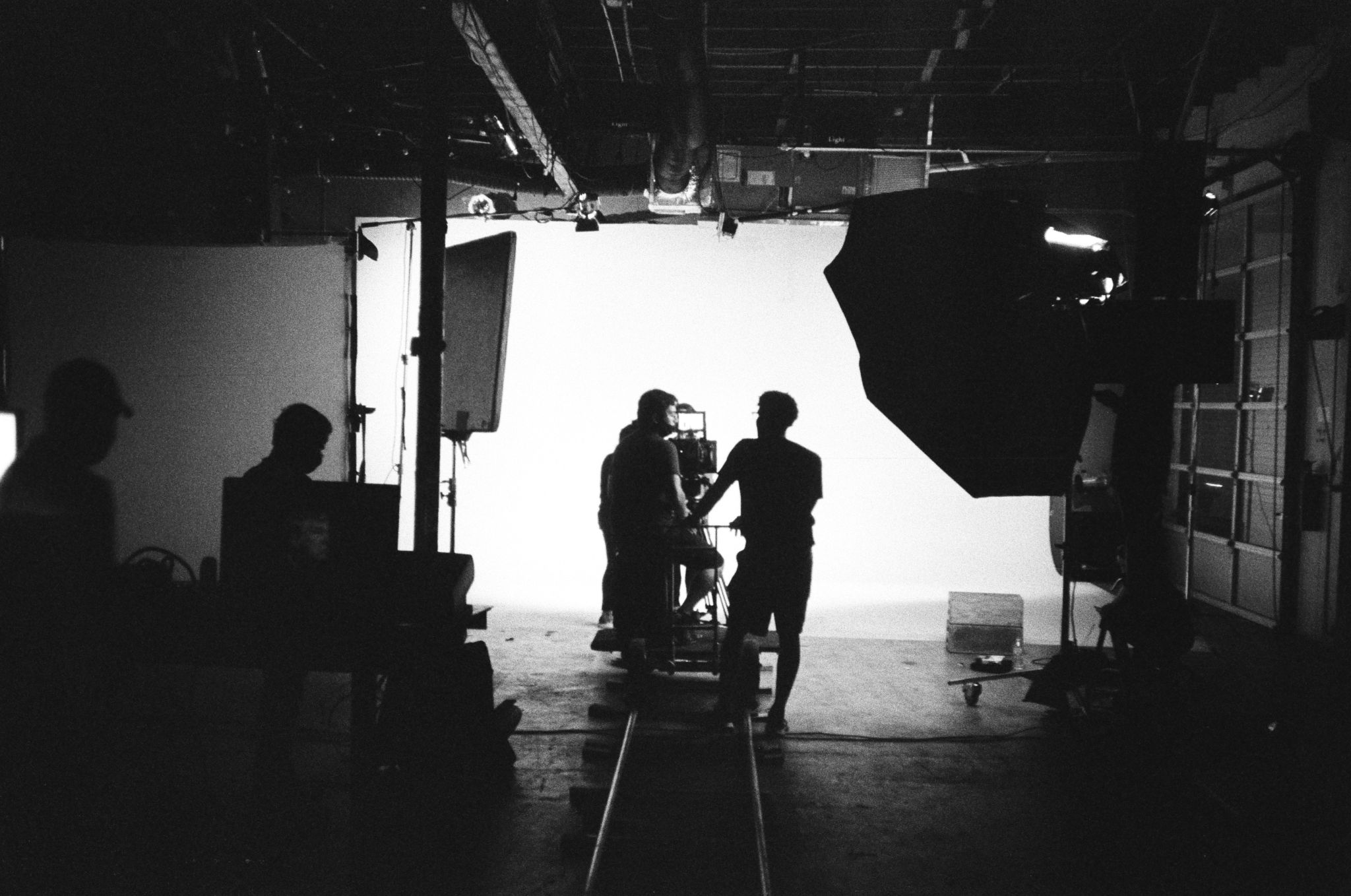 How to successfully hire a full crew for your commercial production