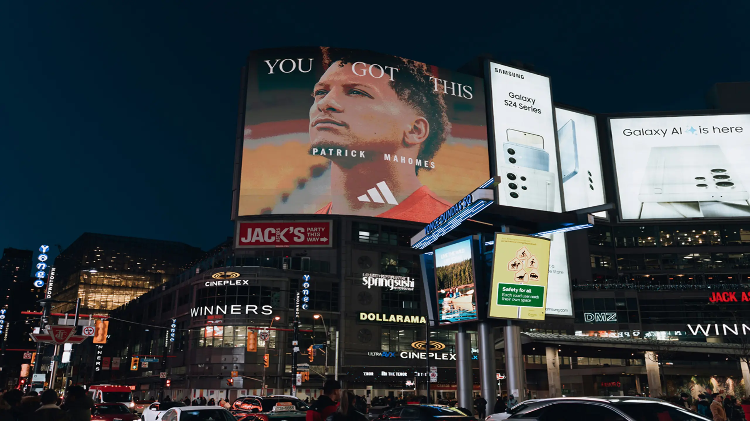 frank huang 3PysYcRVgoc unsplash How AI is Revolutionizing Advertising: C&I Studios’ Approach 1