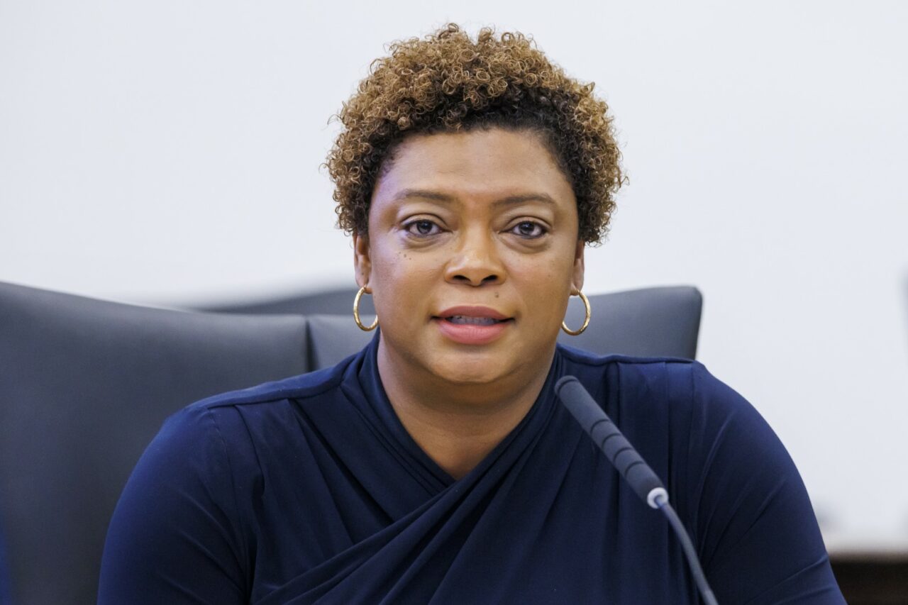 Tracie Davis