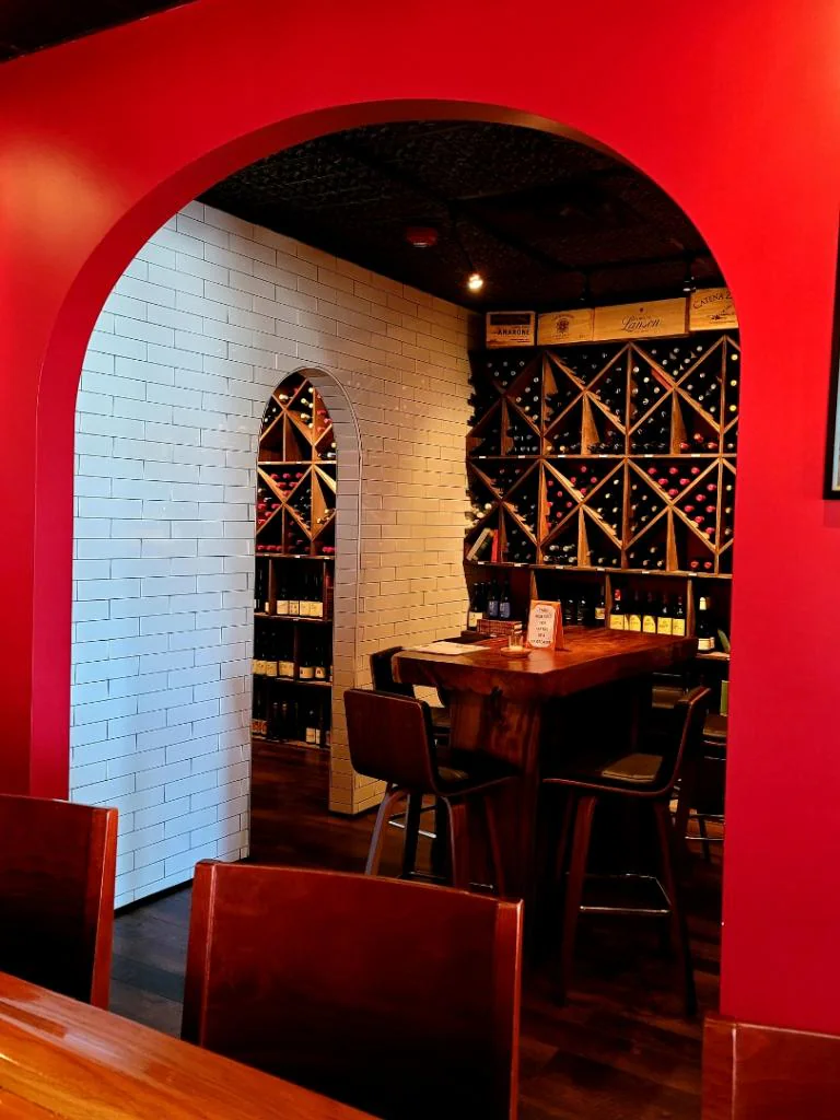 Vinos on Las Olas 3 Vinos on Las Olas photo by C&I Studios