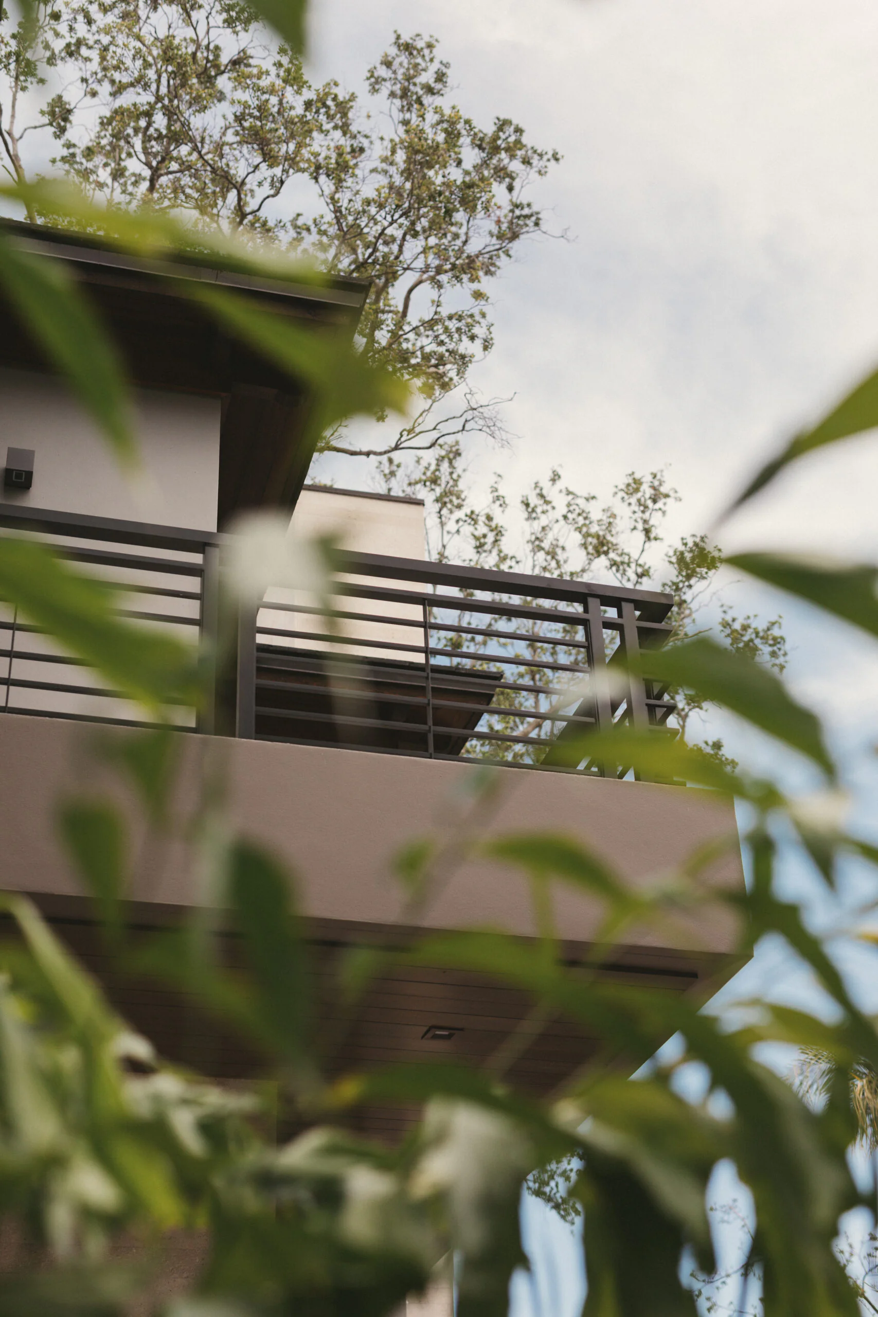 Witkin Hults and Partners 44 Witkin Hults + Partners Las Olas House CIS 3
