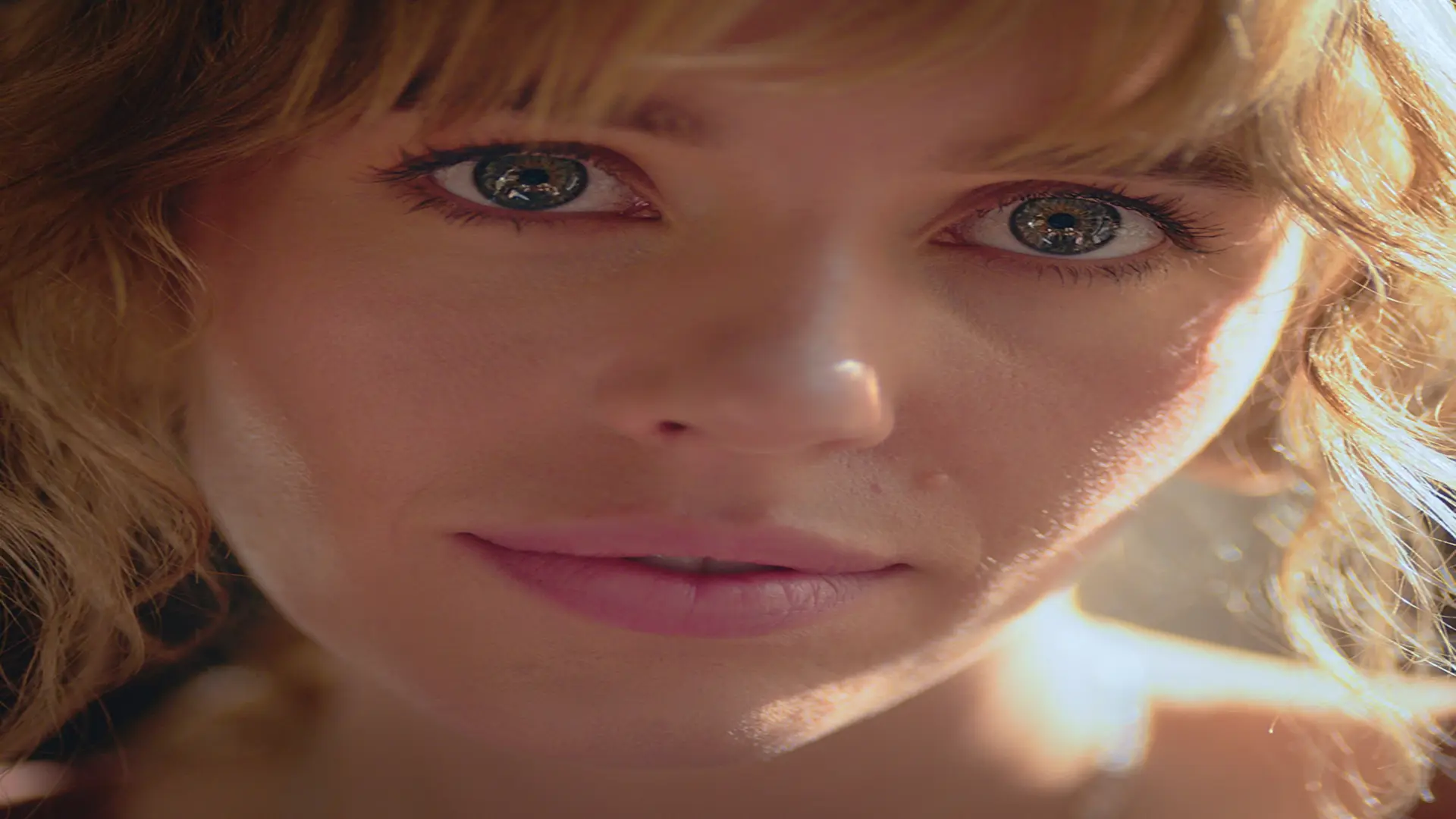 How Much Does It Cost To Produce A Video Podcast? 1 average cost to produce a professional video podcast