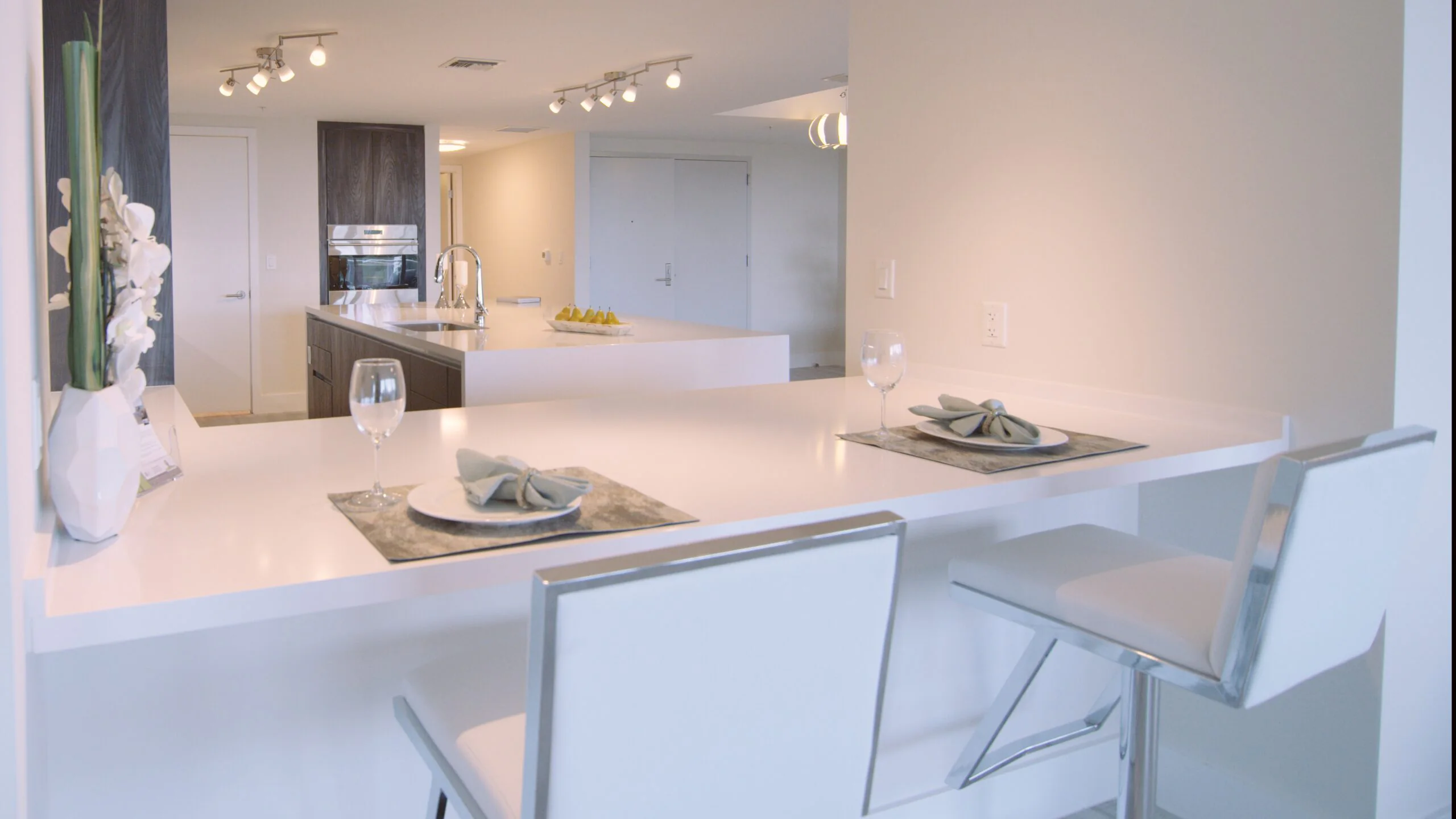 Douglas Elliman 14 douglas elliman lounge