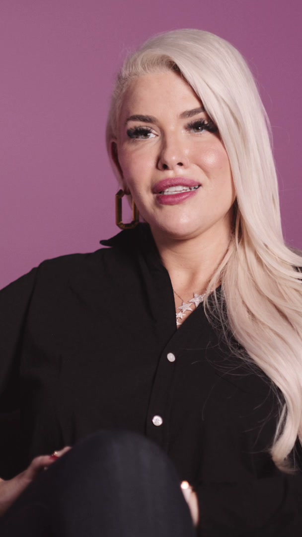 Dr. V Cosmetic Dental 11 Dr Victoria Veytsman podcast portrait still