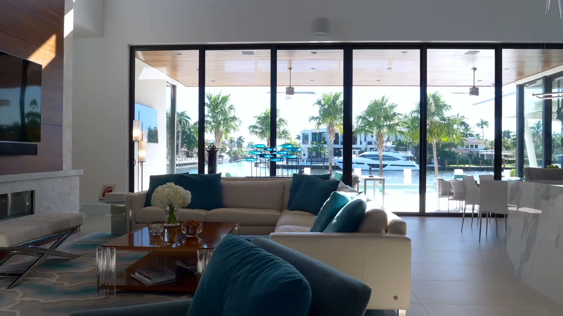 Susan Rindley 15 Susan Rindley luxury real estate living room waterfront view