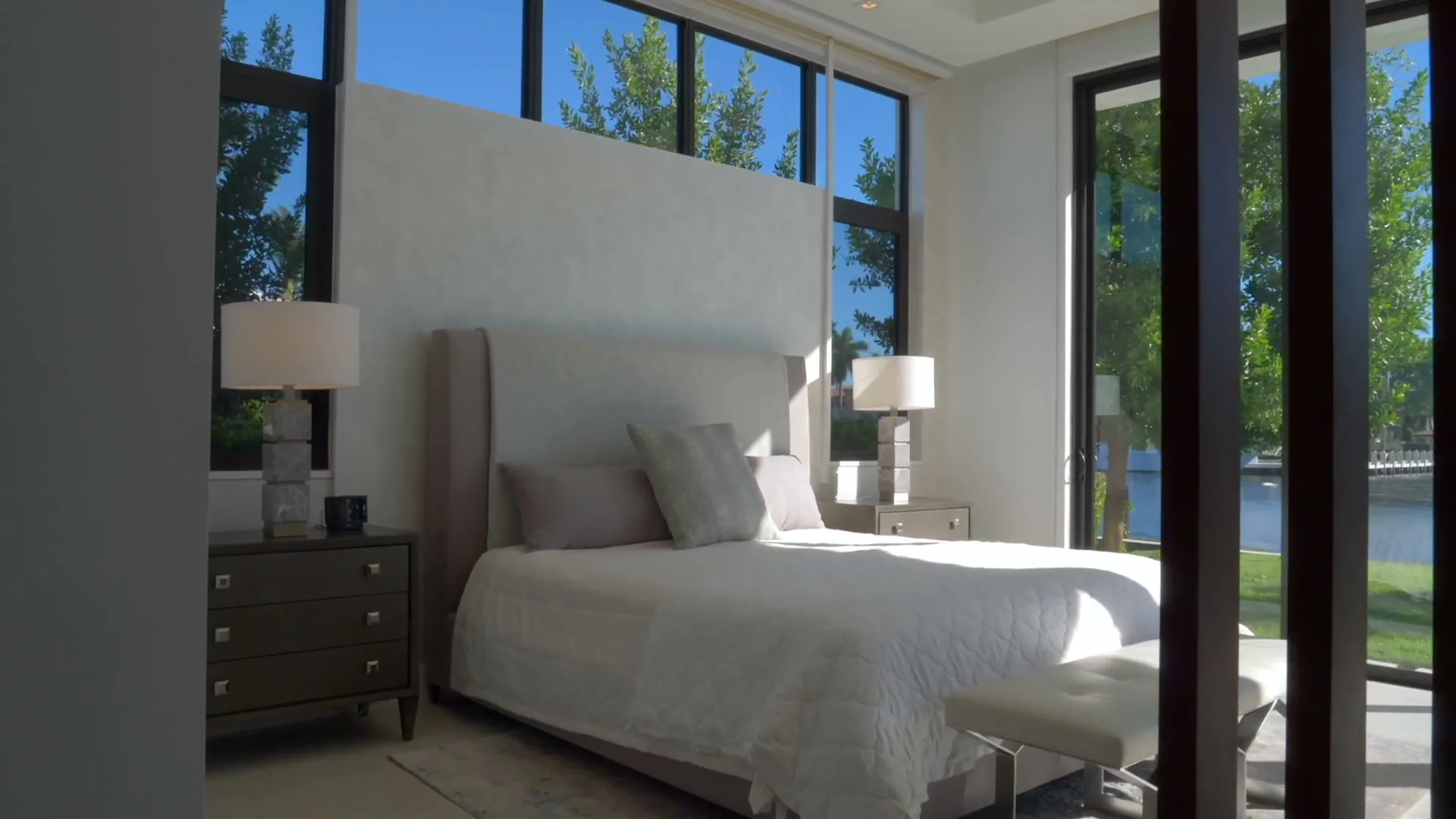 Susan Rindley 8 Susan Rindley luxury real estate master bedroom waterfront