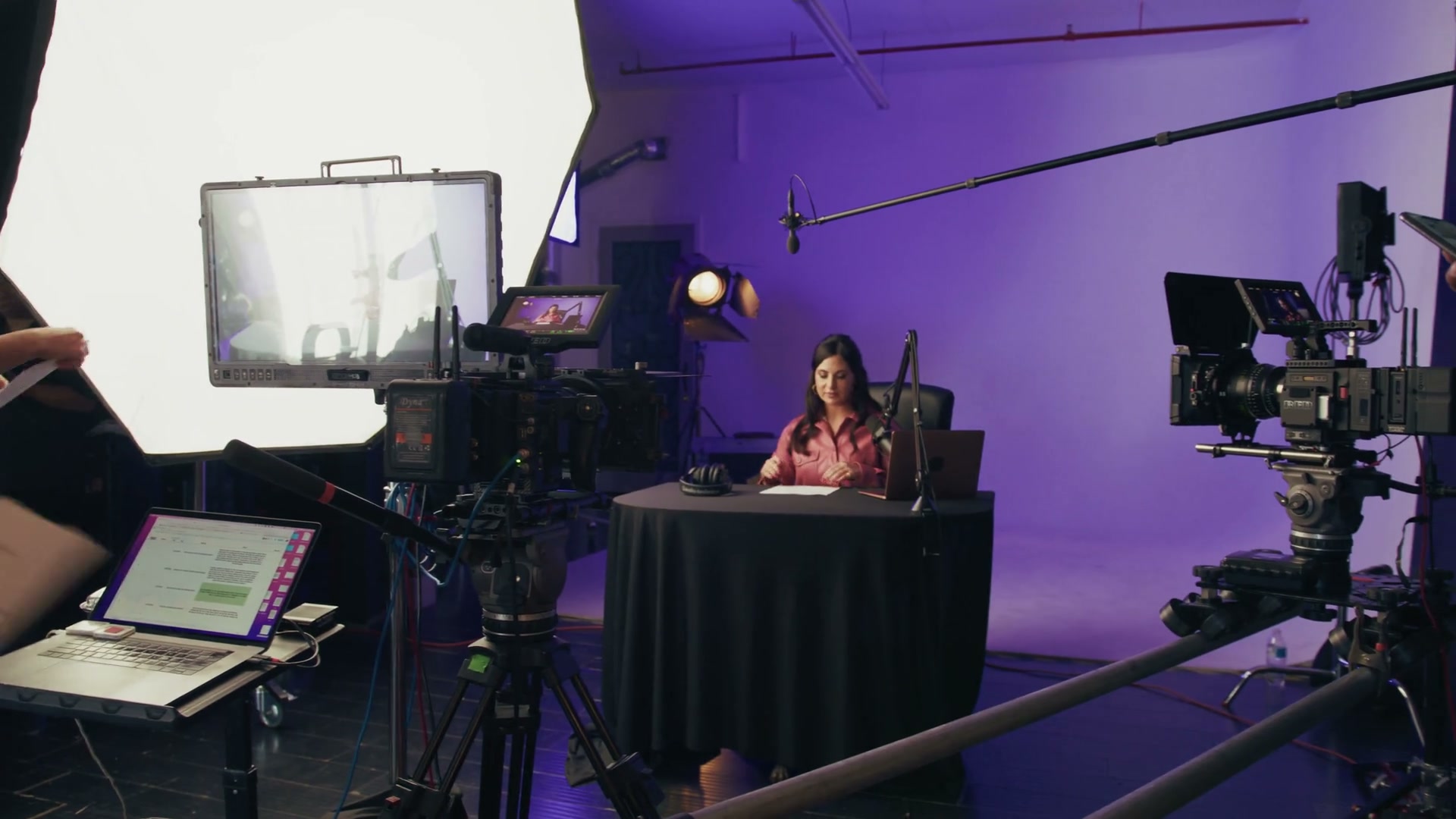 Video Production Services 33 House-17 masterclass cinema studio in Los Angeles