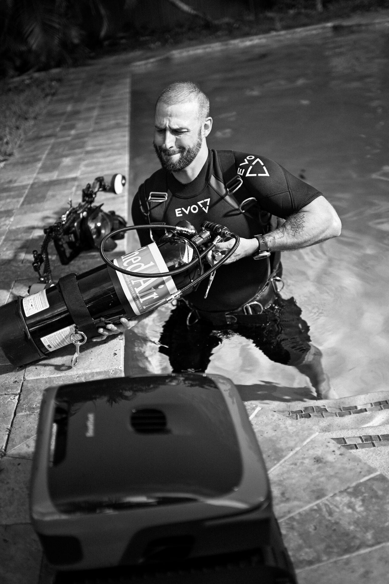 BeatBot 24 Underwater director of photography with housing rig on the BeatBot product launch video production