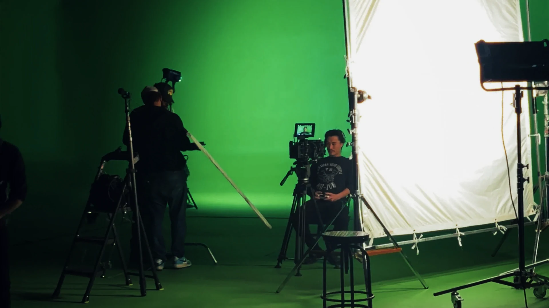 Thundr 1 Commercial video production by C&I Studios for the Thundr video chat app